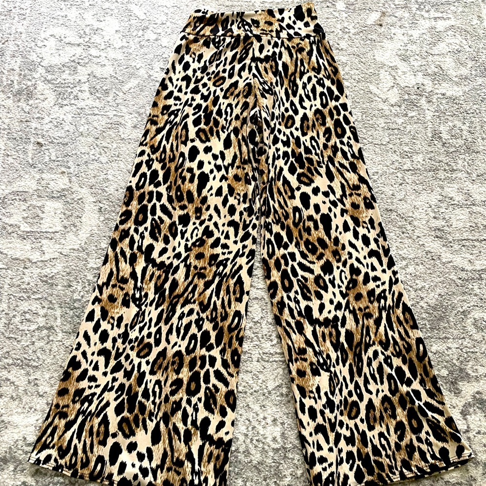 Flared leopard pants